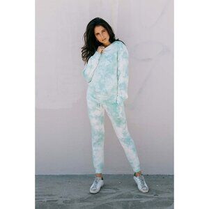 Softwear Size M The Hoodie Mint Tie Dye Sweatshirt Super Soft Wearsoftwear